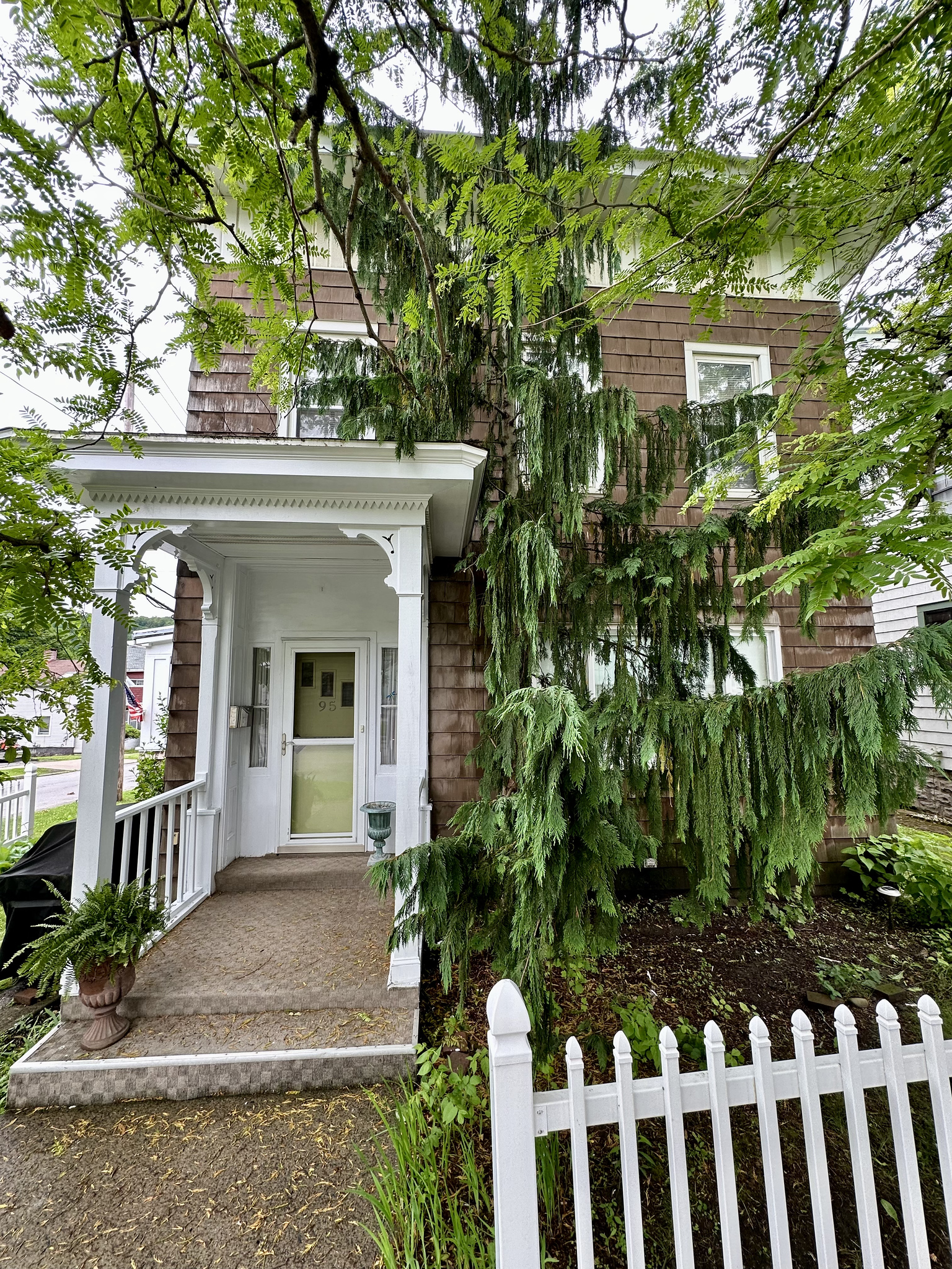 95 BURWELL ST