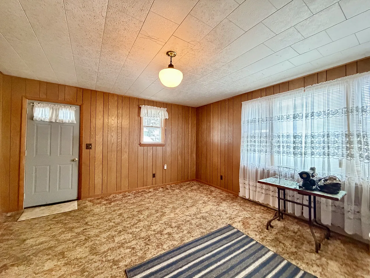 58 WOODSIDE AVE