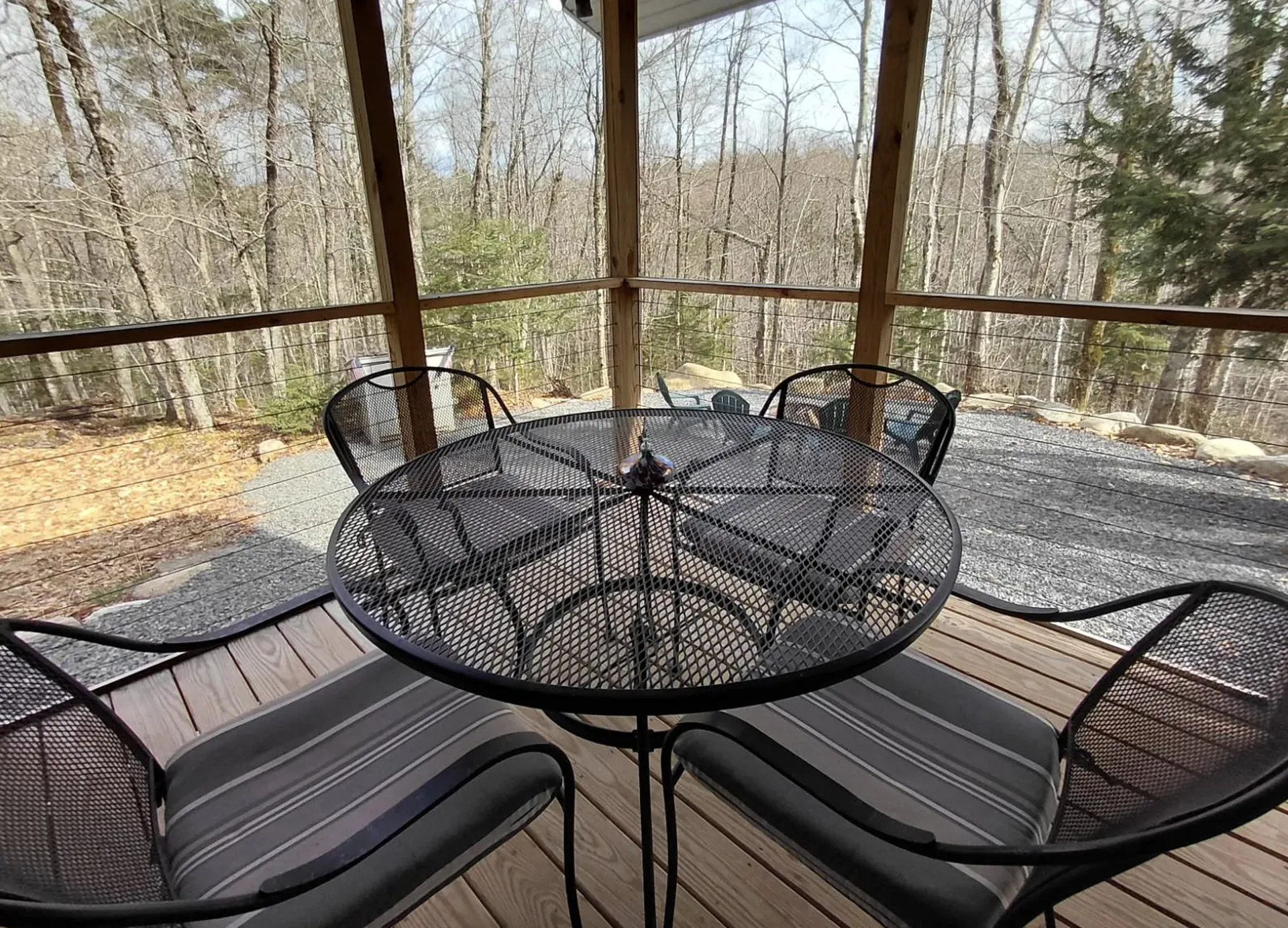 726 STEWART LANDING RD
