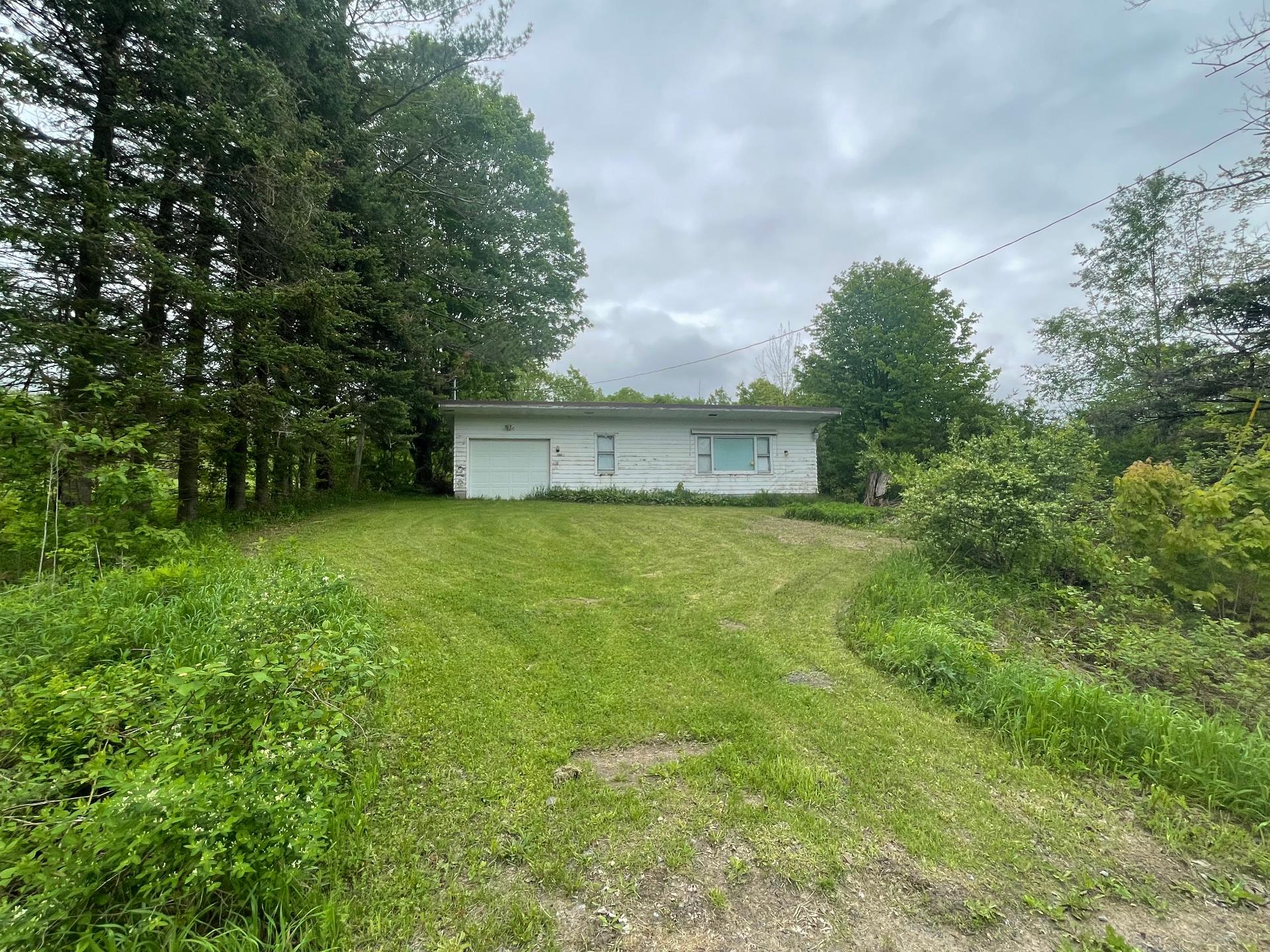114 SULPHUR SPRINGS RD