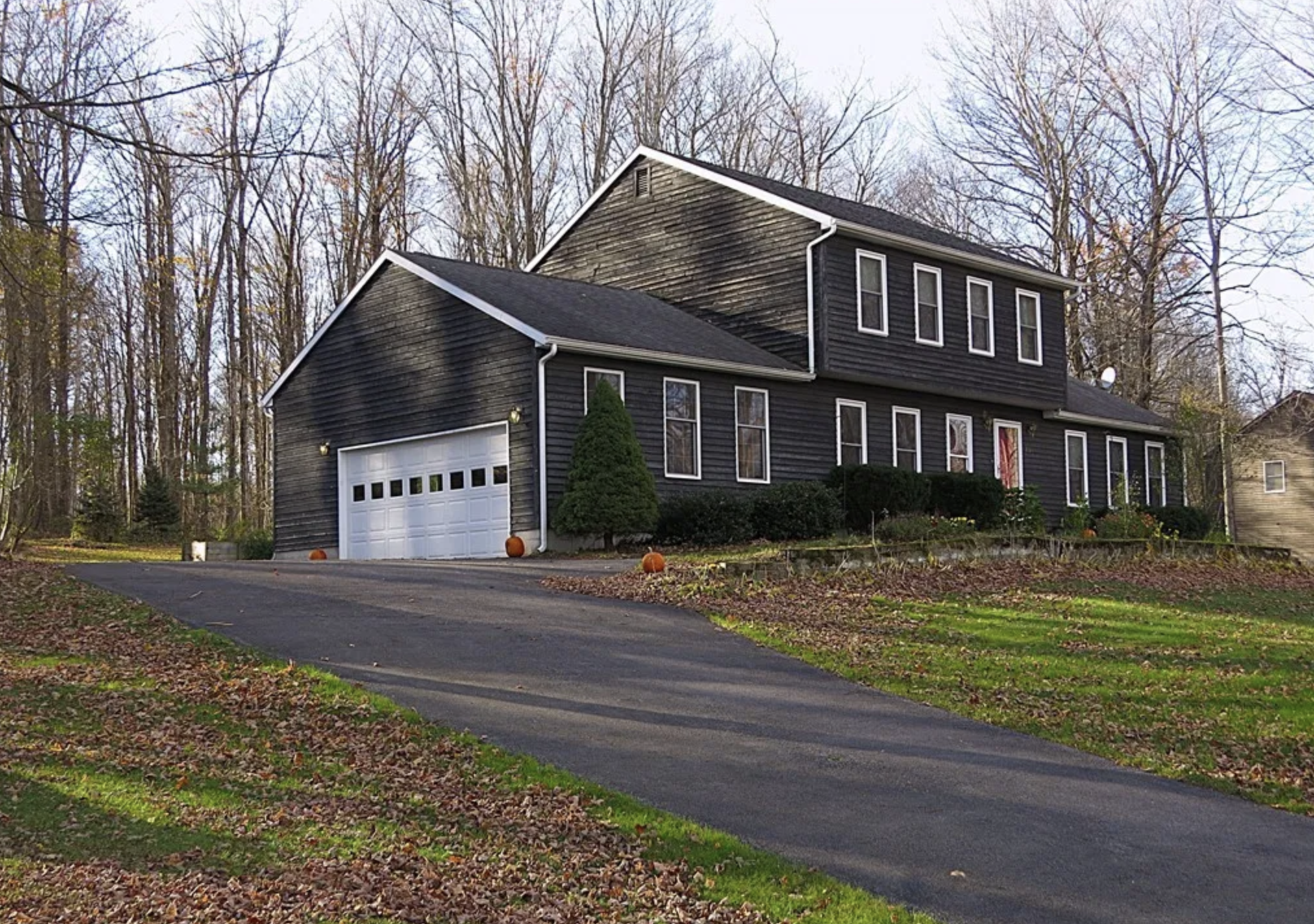 201 ROWE RD