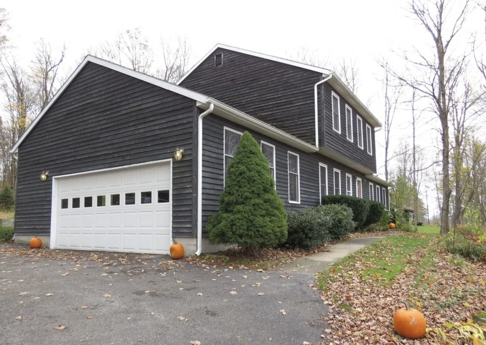 201 ROWE RD