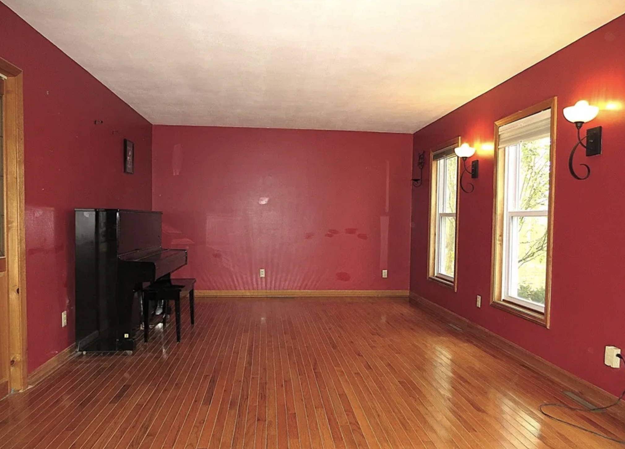 201 ROWE RD