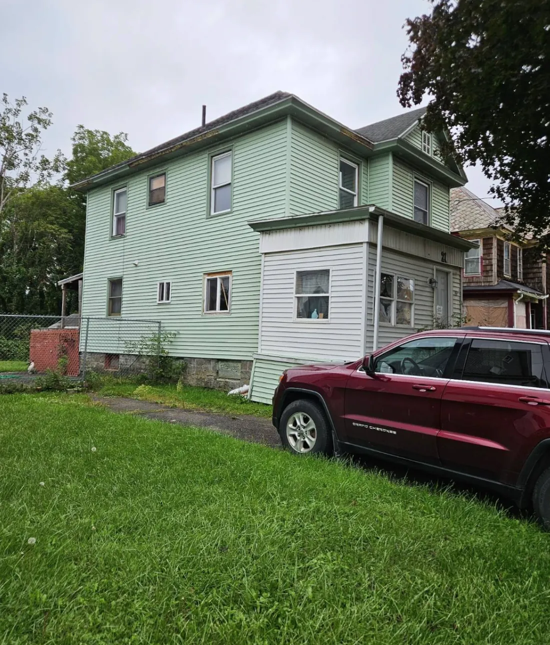 21 E RIVER ST