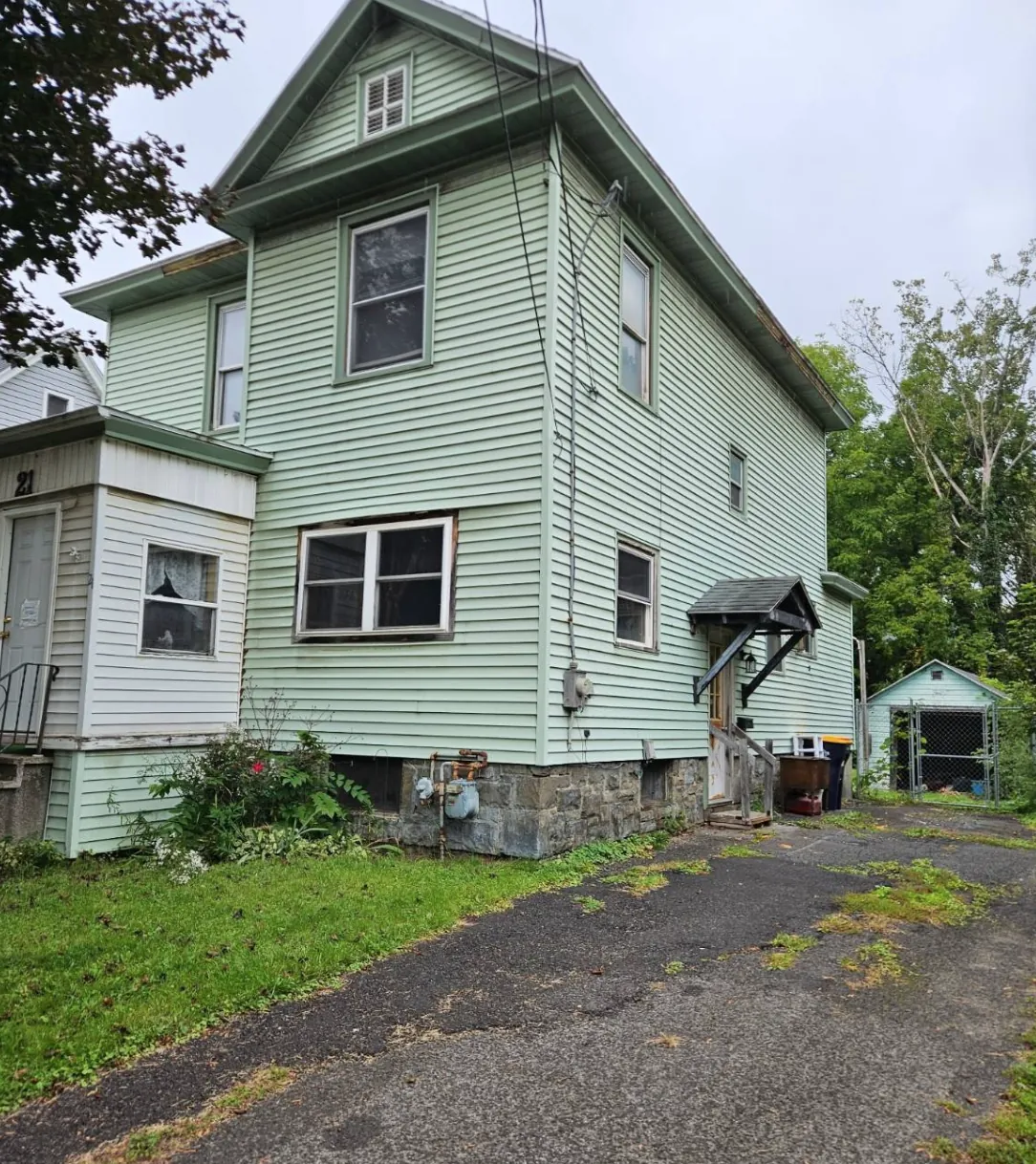 21 E RIVER ST