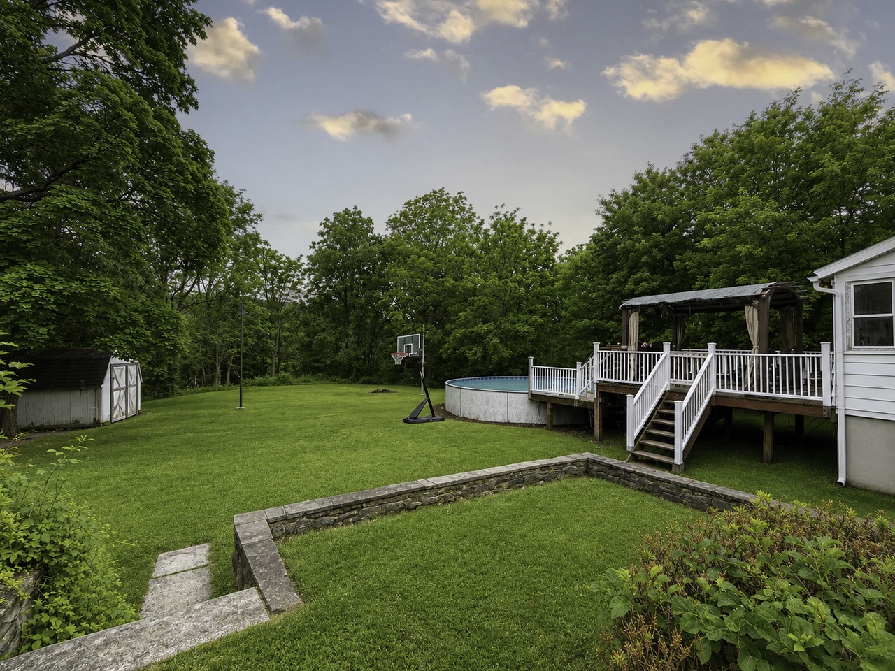 207 BURWELL ST LITTLE FALLS