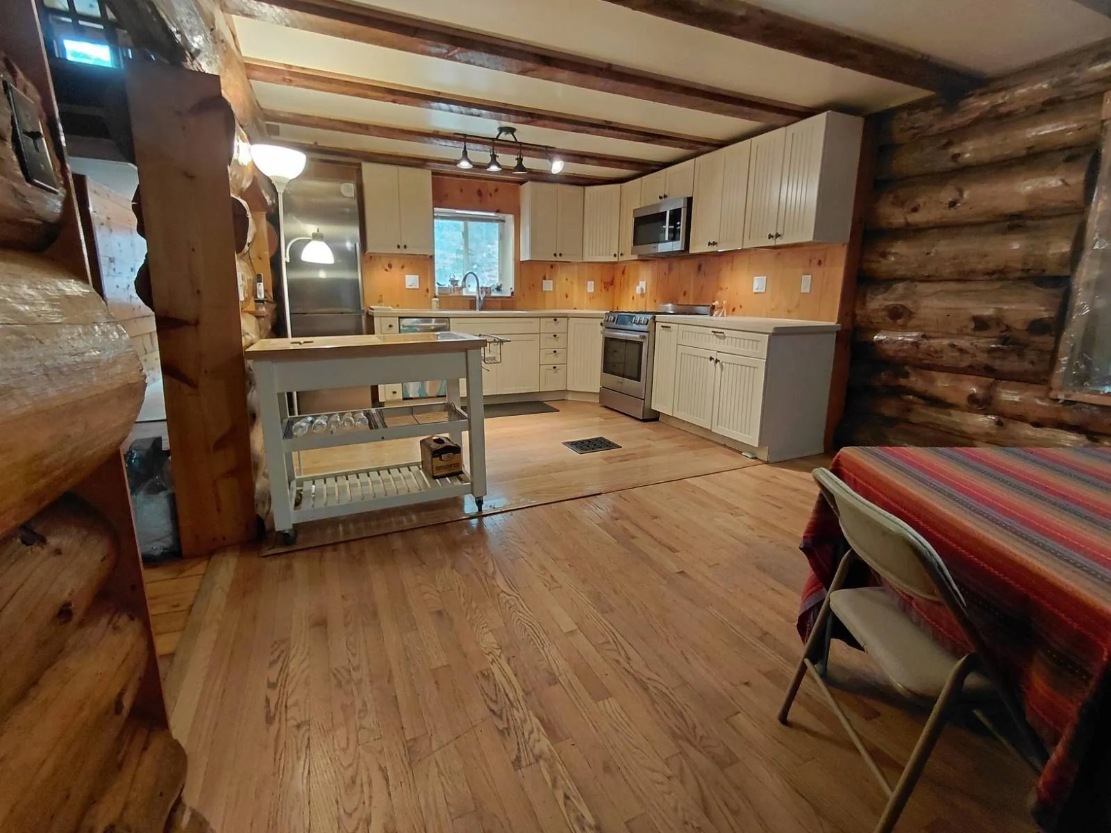 454 LILY LAKE RD