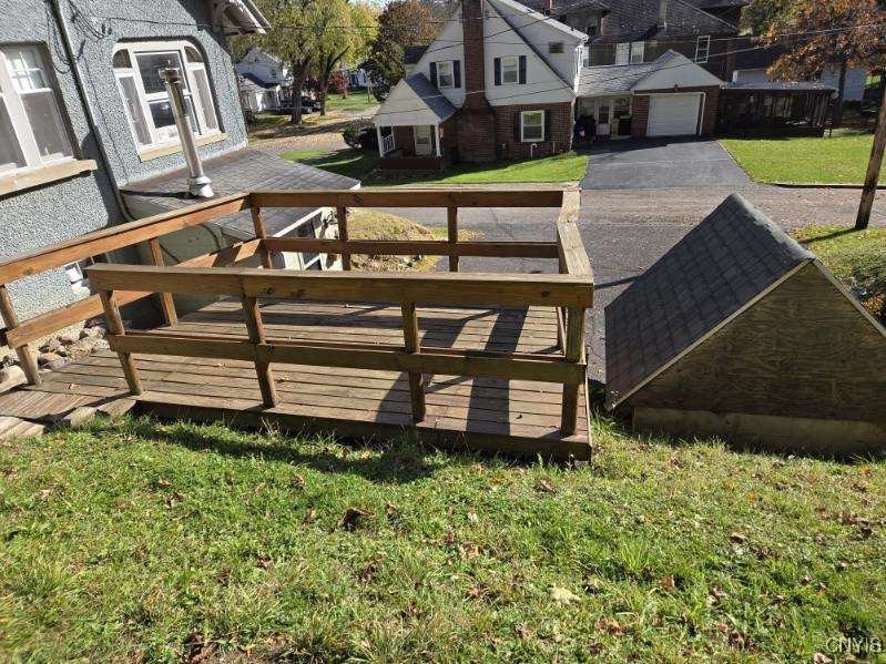 102 HILLSIDE AVE