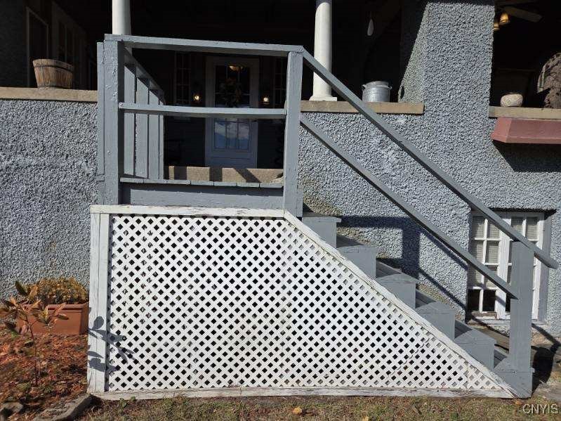 102 HILLSIDE AVE