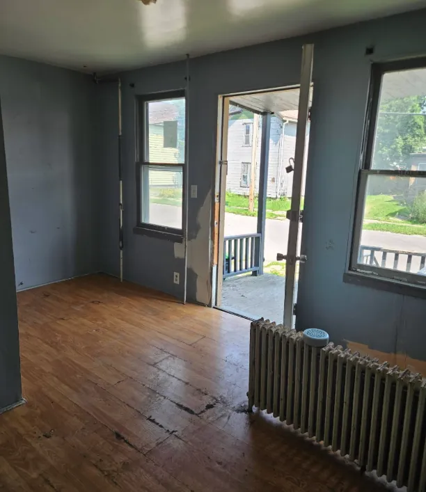 238 KING ST